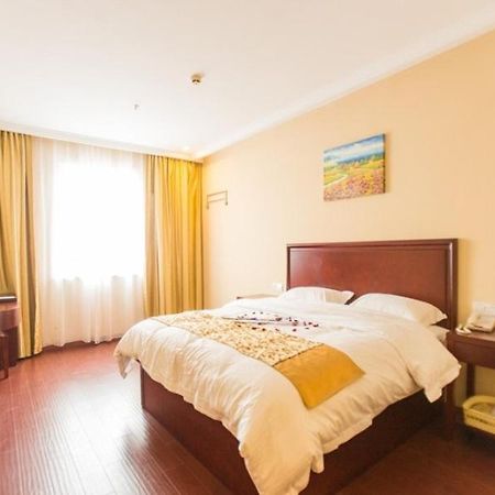 Greentree Inn Taizhou New District Hospital Of People' S Hospital Mingliu Express Hotel Dış mekan fotoğraf